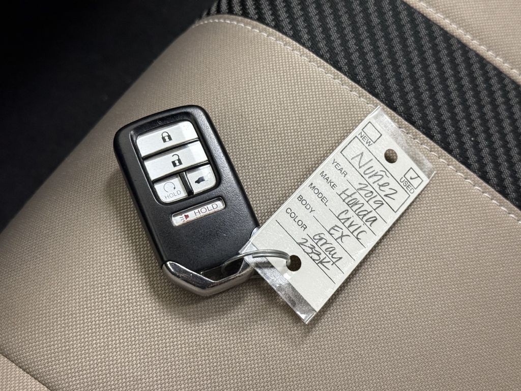 2019 Honda Civic Image 33