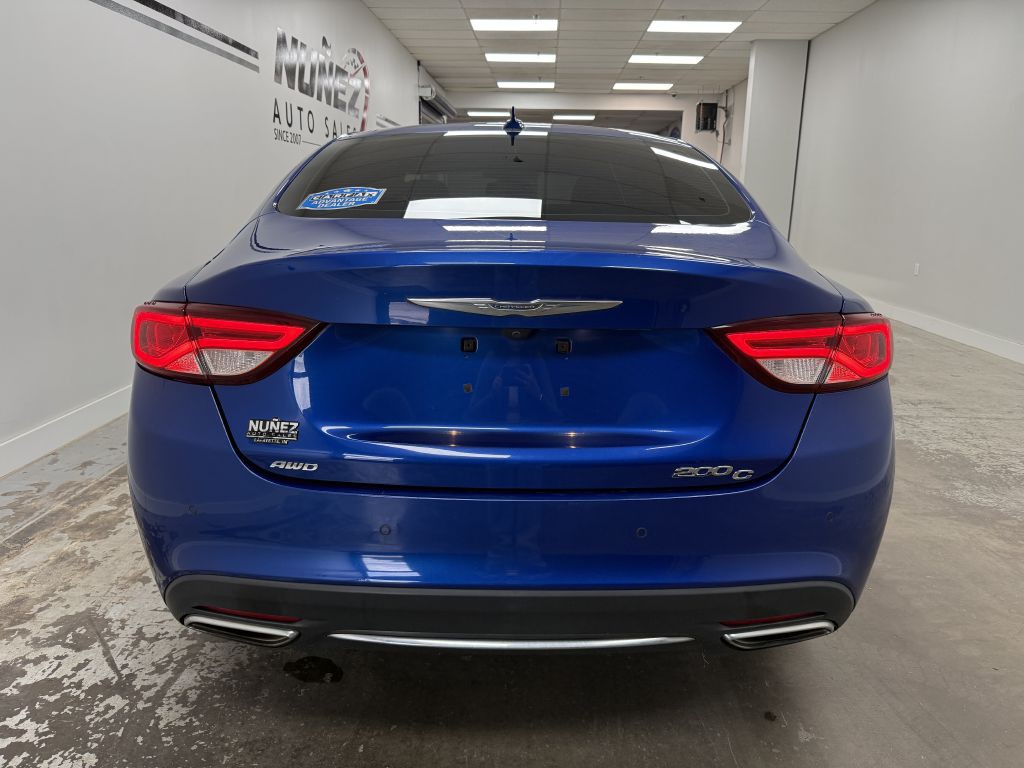 2015 Chrysler 200 Image 4