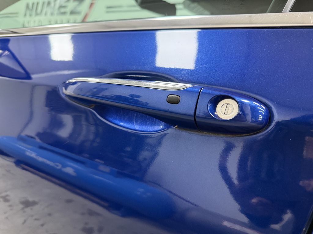 2015 Chrysler 200 Image 14