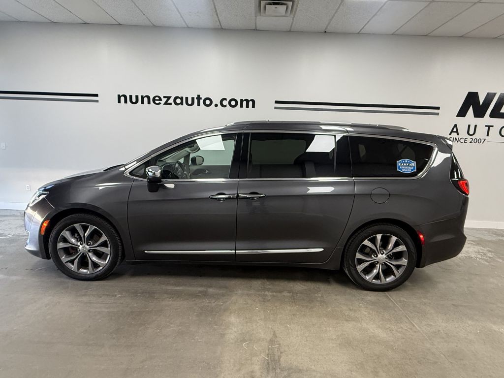 2018 Chrysler Pacifica Image 6