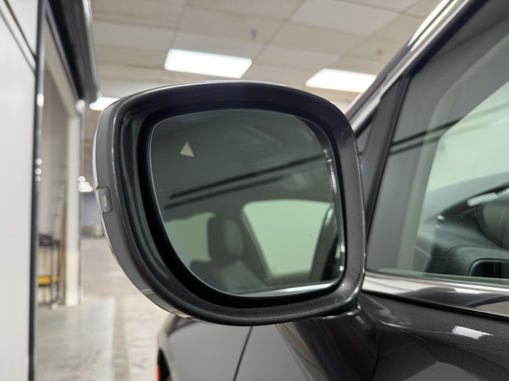 2018 Chrysler Pacifica Image 10