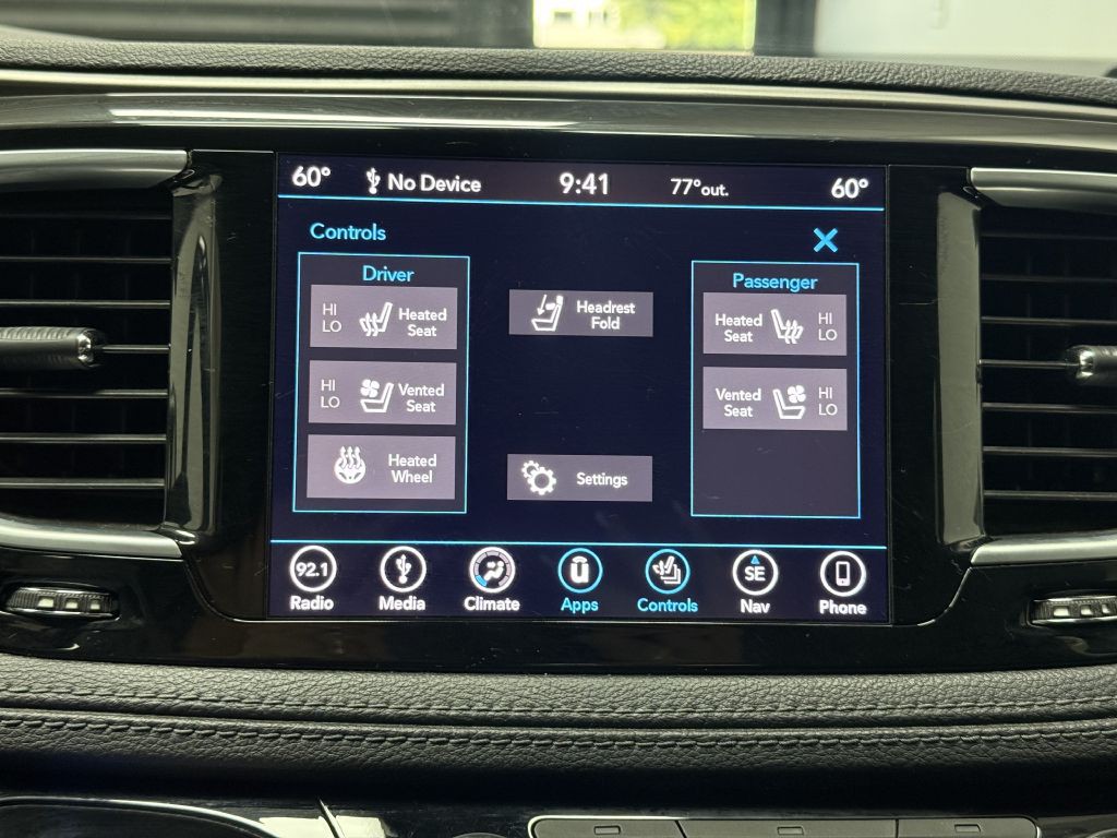 2018 Chrysler Pacifica Image 34