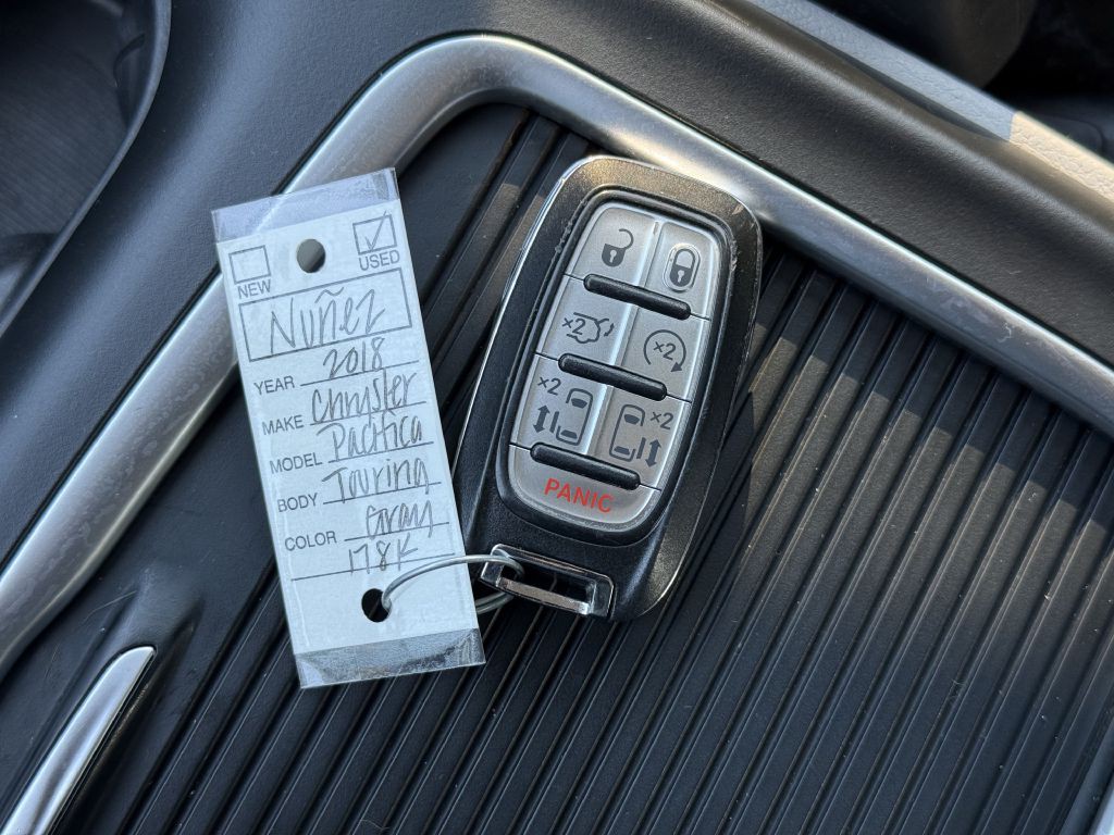 2018 Chrysler Pacifica Image 41