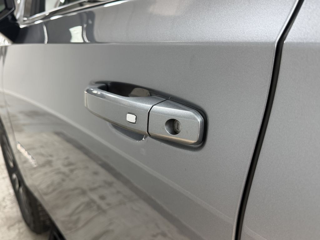 2022 Chevrolet Tahoe Image 12