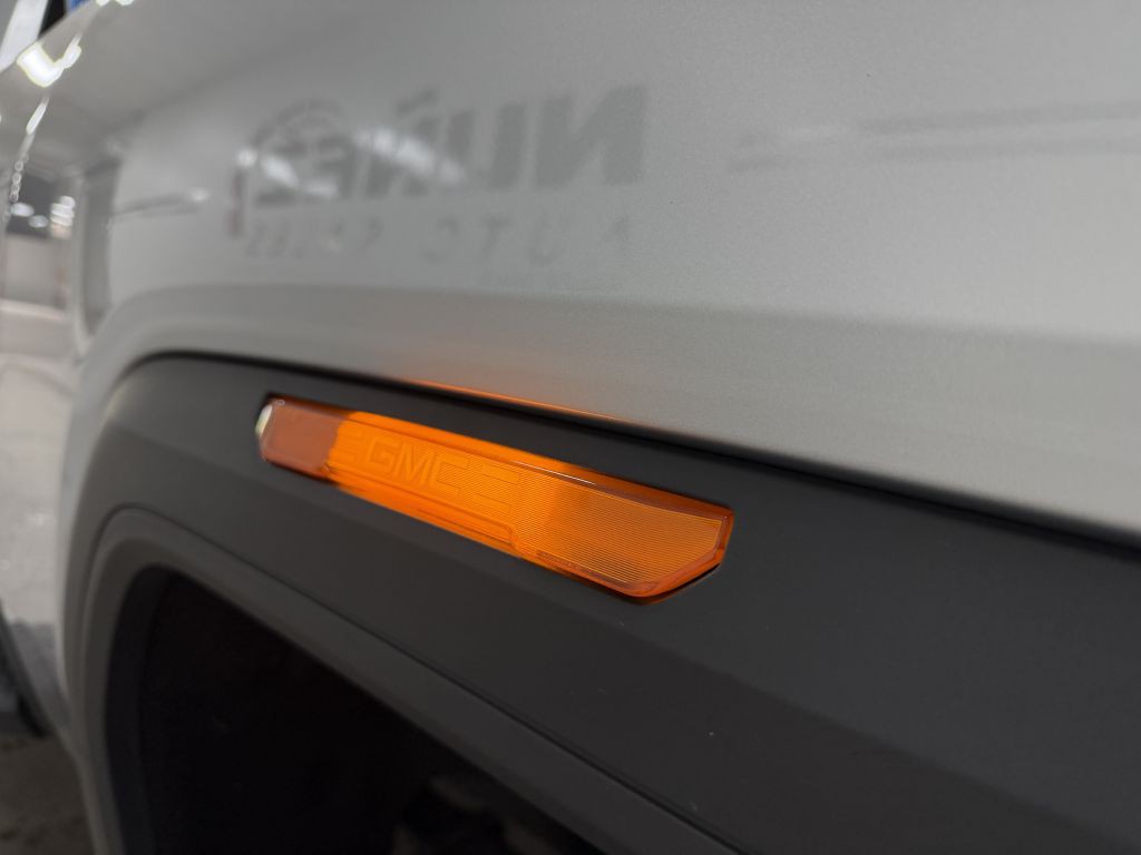 2023 GMC Sierra Image 12