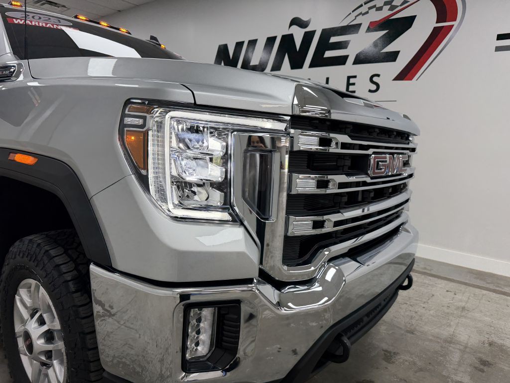 2023 GMC Sierra Image 13