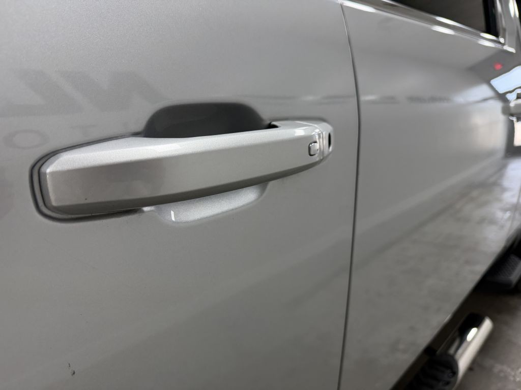 2023 GMC Sierra Image 17