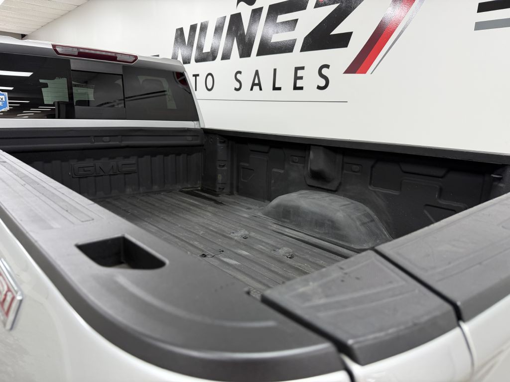 2023 GMC Sierra Image 18