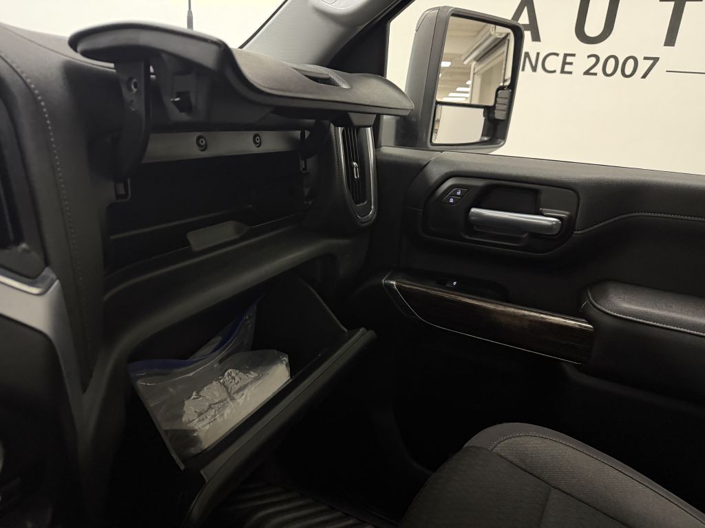 2023 GMC Sierra Image 41