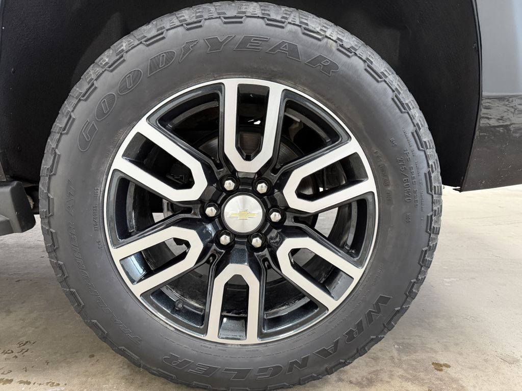 2019 Chevrolet Tahoe Image 11
