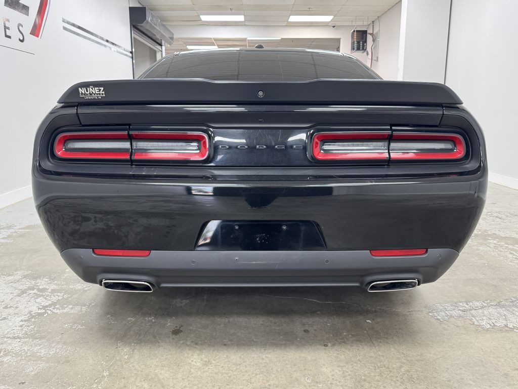 2022 Dodge Challenger Image 5