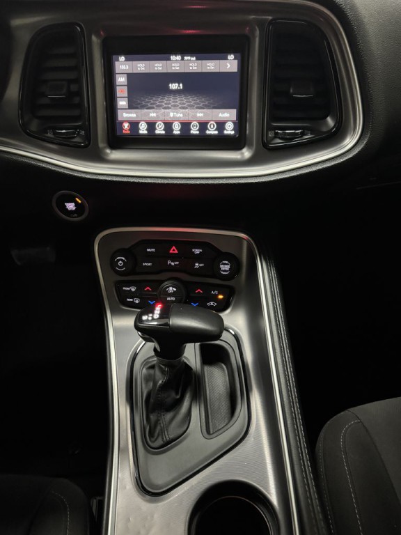 2022 Dodge Challenger Image 24