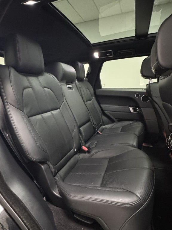 2014 Land Rover Range Rover Sport Image 21