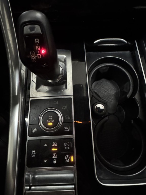 2014 Land Rover Range Rover Sport Image 39