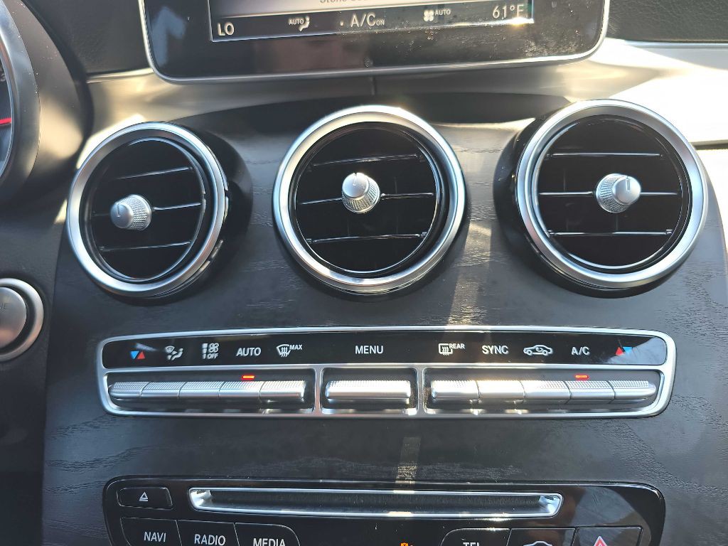 2019 Mercedes-Benz GLC-Class Image 31