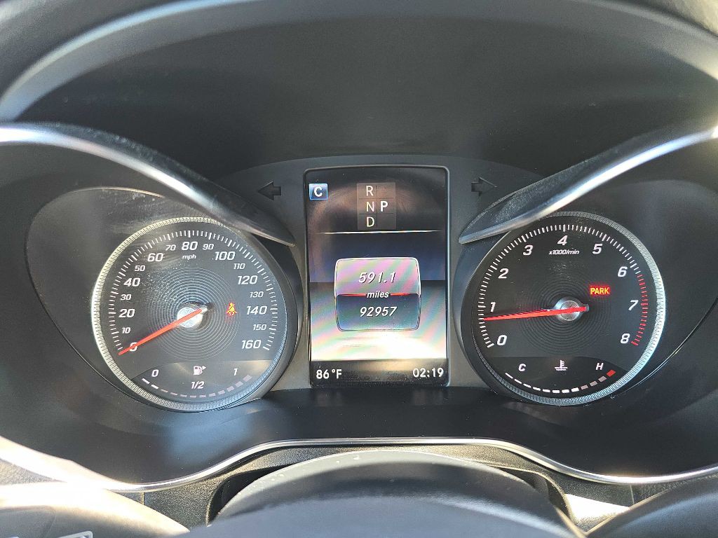 2019 Mercedes-Benz GLC-Class Image 32