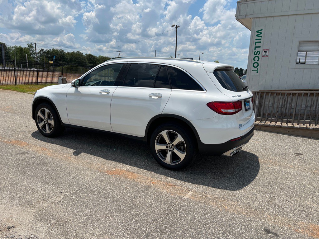 2019 Mercedes-Benz GLC-Class Image 42