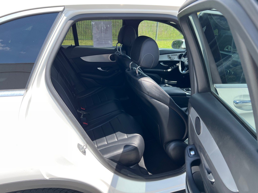2019 Mercedes-Benz GLC-Class Image 57