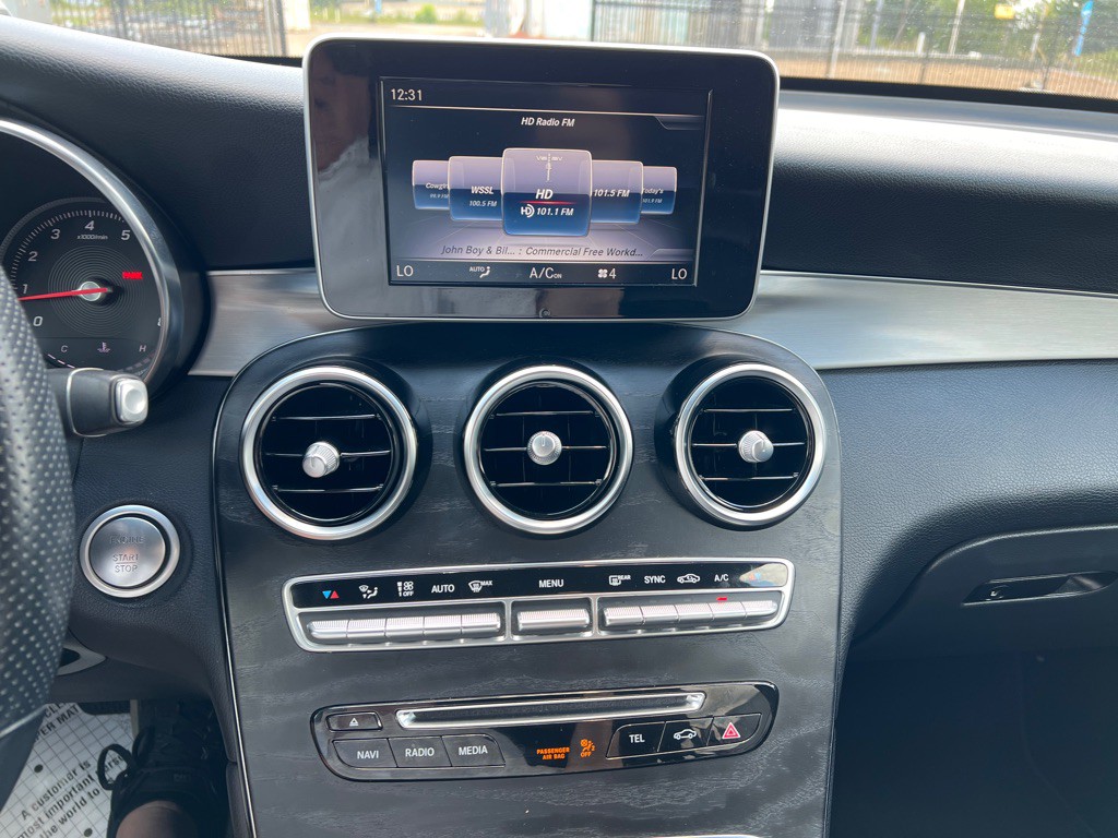 2019 Mercedes-Benz GLC-Class Image 61