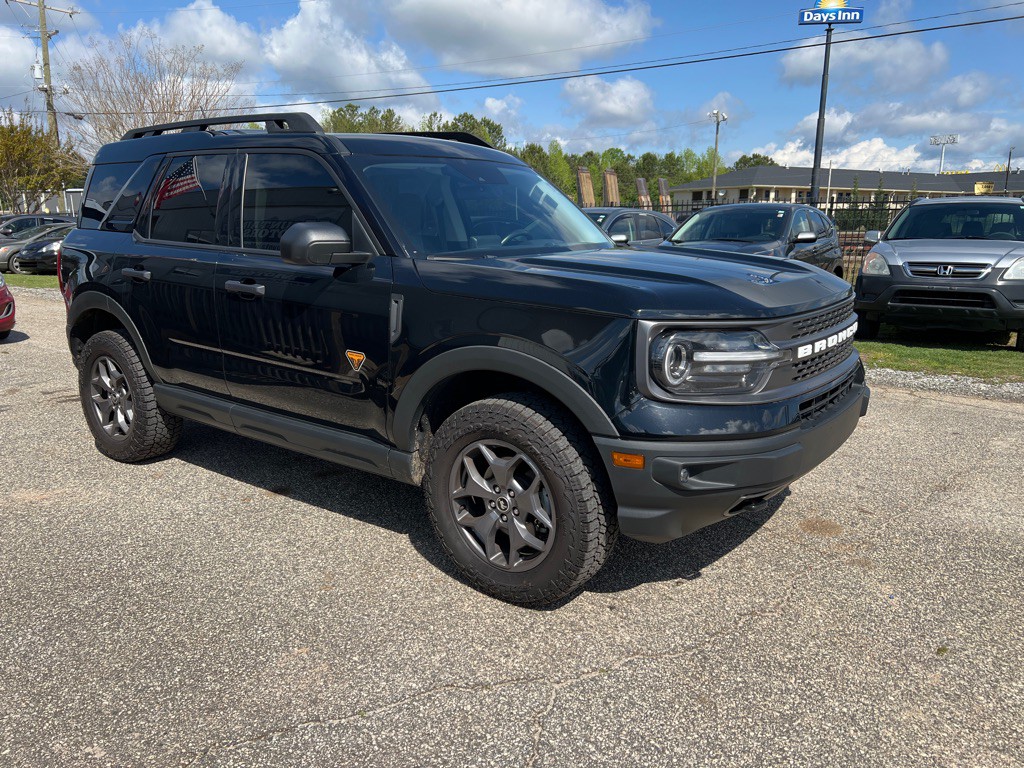 2022 Ford Bronco Image 9
