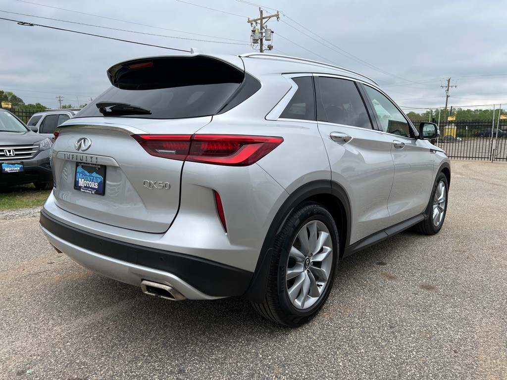 2021 INFINITI QX50 Image 7