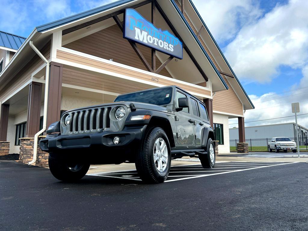 2021 Jeep Wrangler Unlimited Image 2