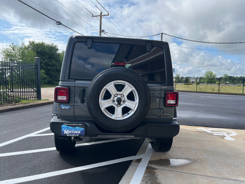 2021 Jeep Wrangler Unlimited Image 5