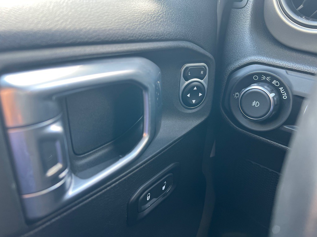 2021 Jeep Wrangler Unlimited Image 31