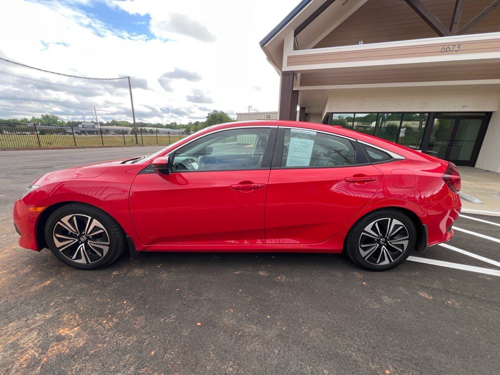 2017 Honda Civic Image 2