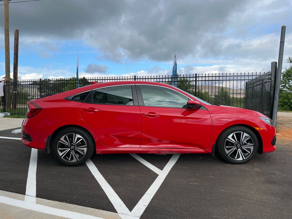 2017 Honda Civic Image 6