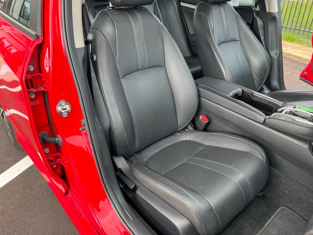 2017 Honda Civic Image 18