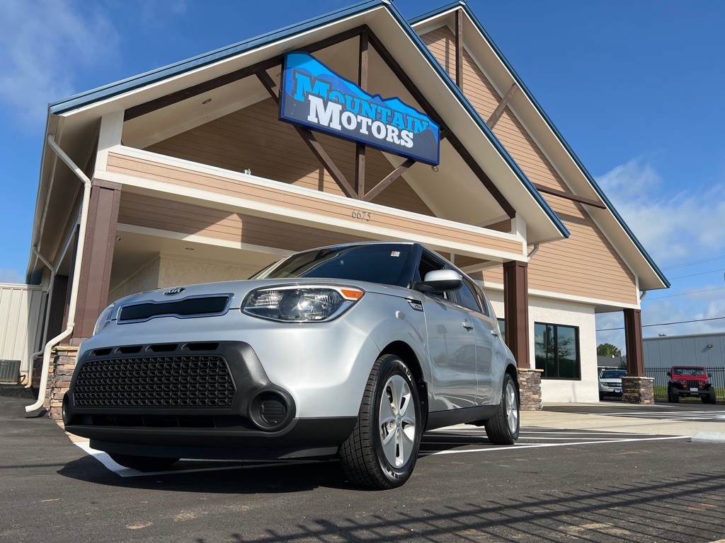 2016 Kia Soul Image 2