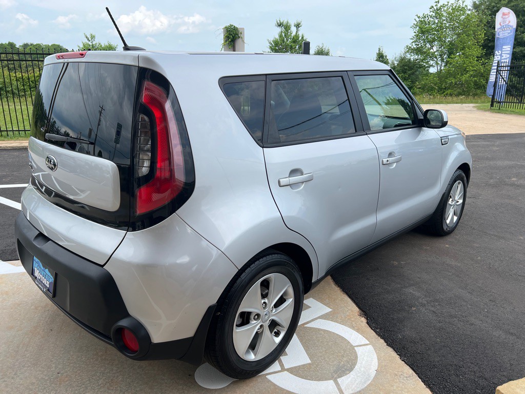 2016 Kia Soul Image 8