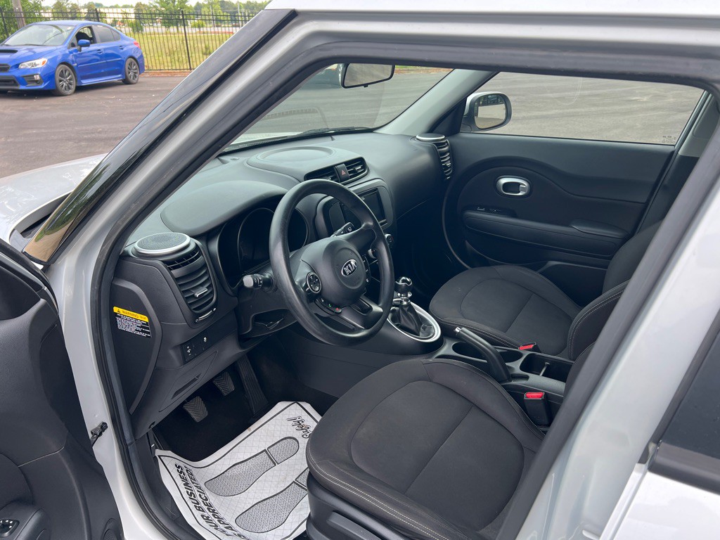 2016 Kia Soul Image 15
