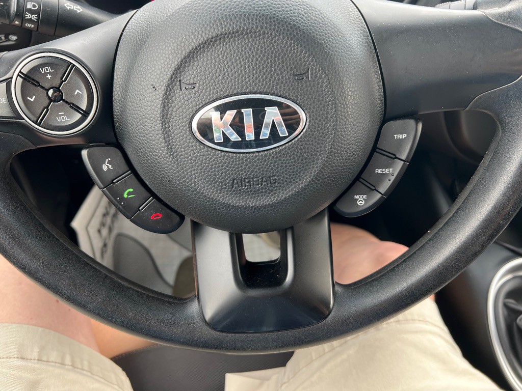 2016 Kia Soul Image 24