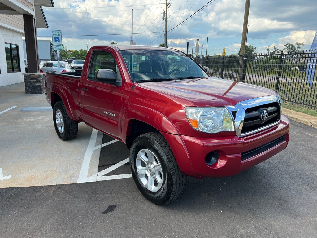 2005 Toyota Tacoma Image 8