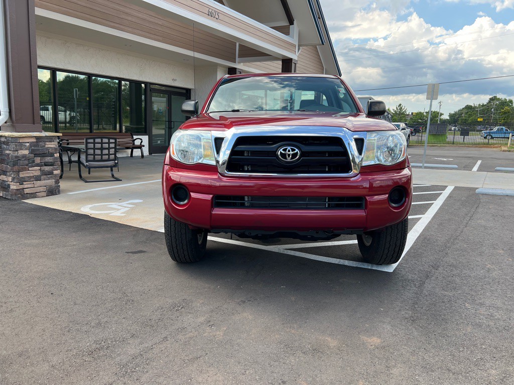 2005 Toyota Tacoma Image 9