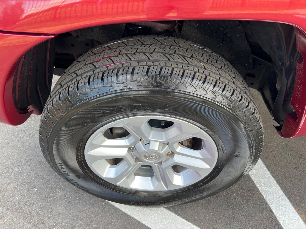 2005 Toyota Tacoma Image 11
