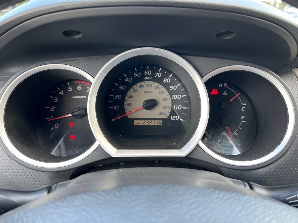 2005 Toyota Tacoma Image 21