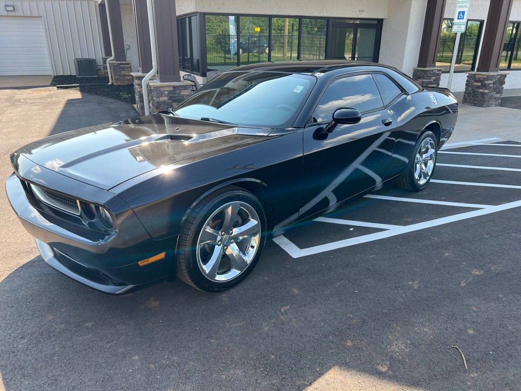 2014 Dodge Challenger Image 3