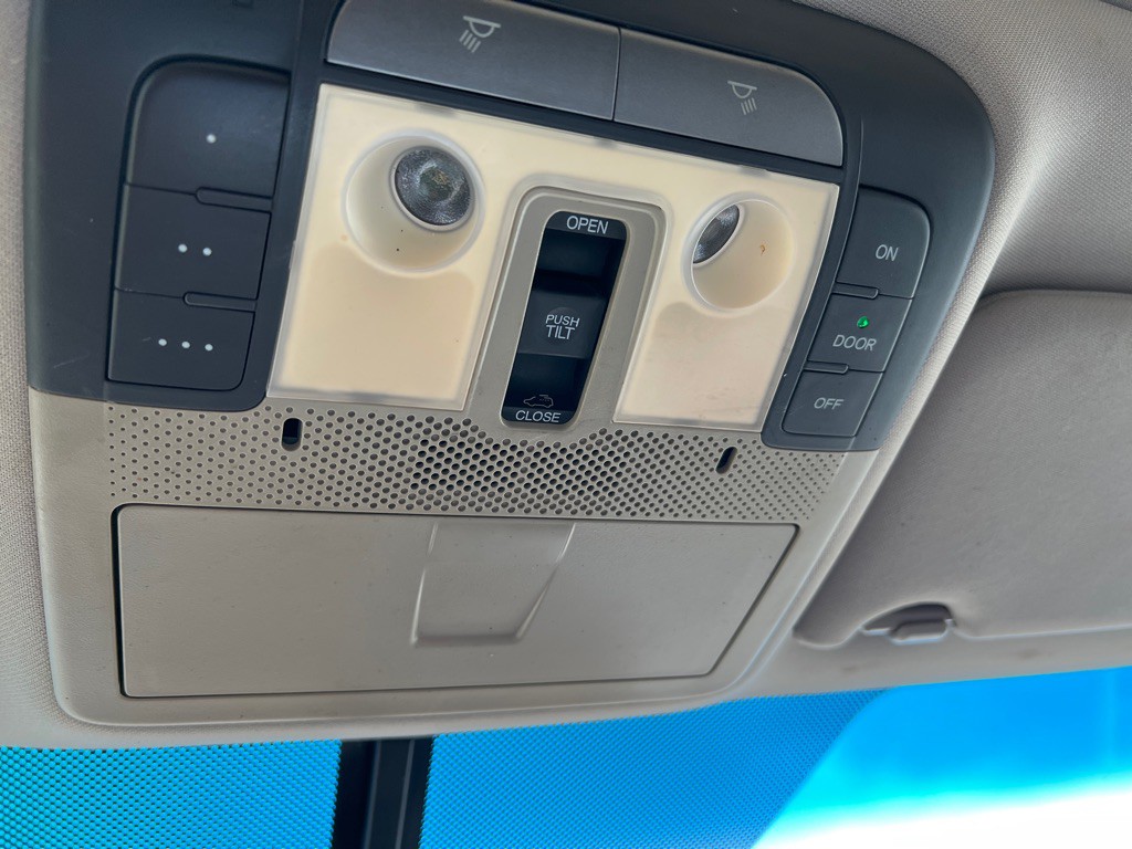 2010 Acura ZDX Image 29