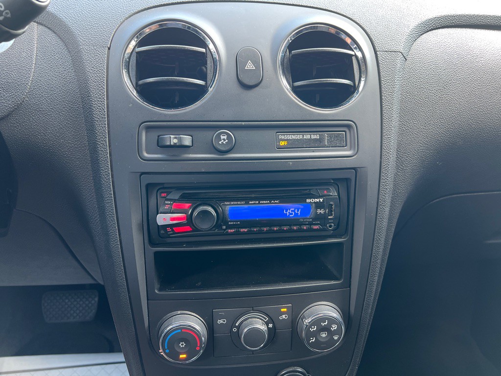2011 Chevrolet HHR Image 25
