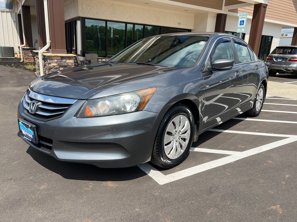 2012 Honda Accord Image 2