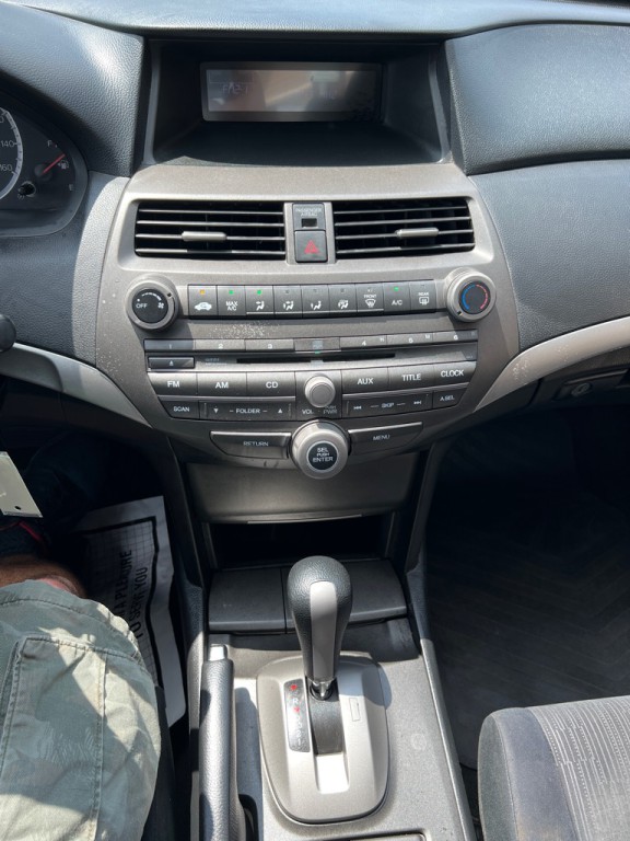 2012 Honda Accord Image 29