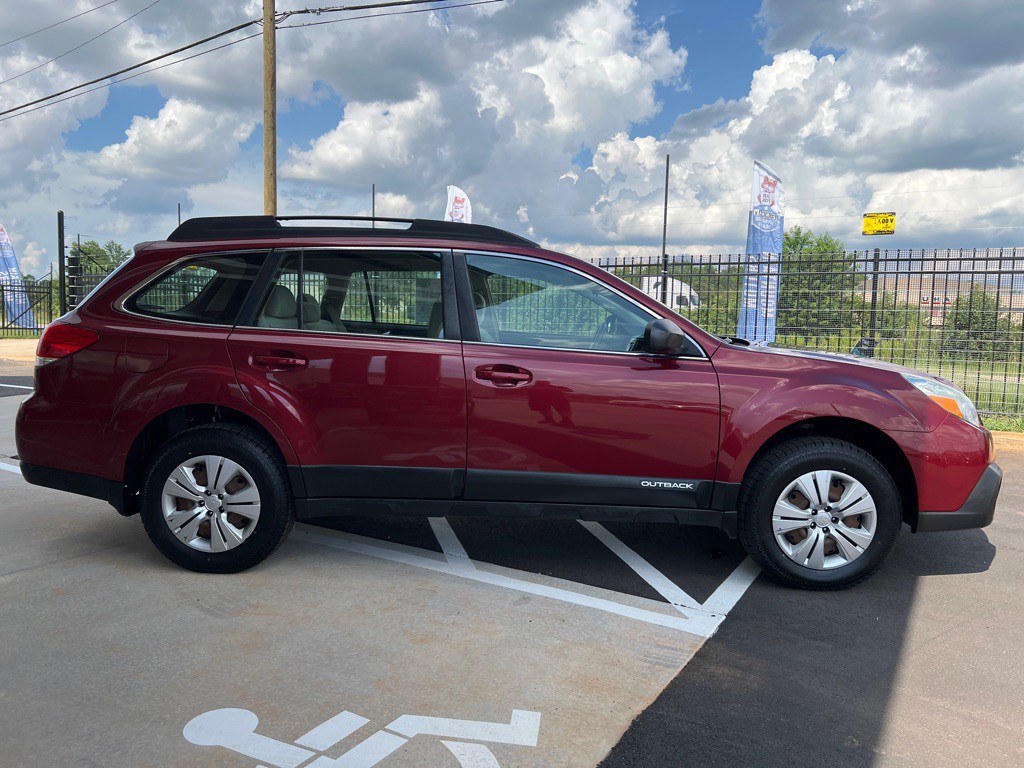 2013 Subaru Outback Image 7
