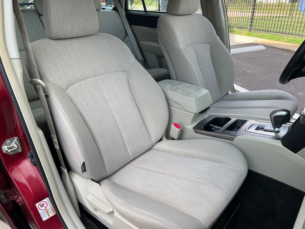 2013 Subaru Outback Image 21