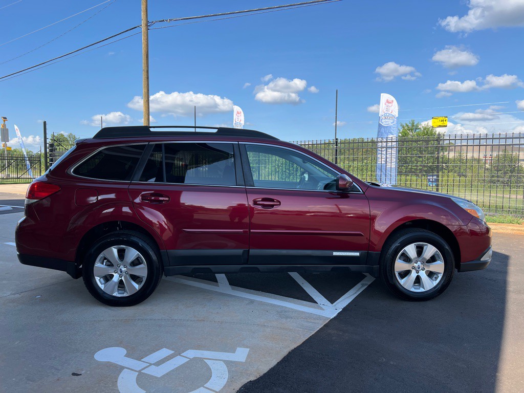 2012 Subaru Outback Image 7