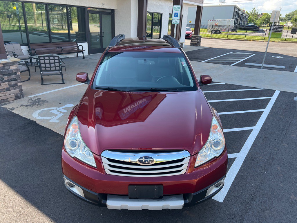 2012 Subaru Outback Image 10