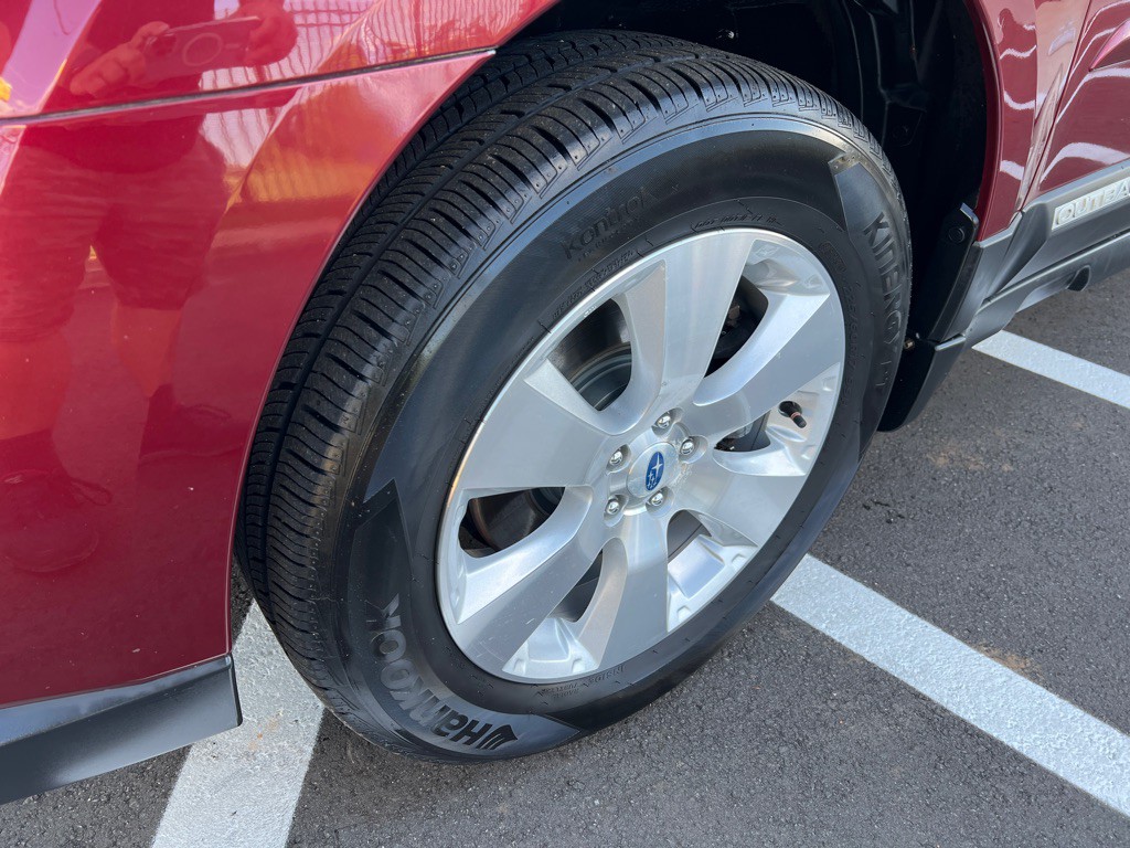 2012 Subaru Outback Image 11