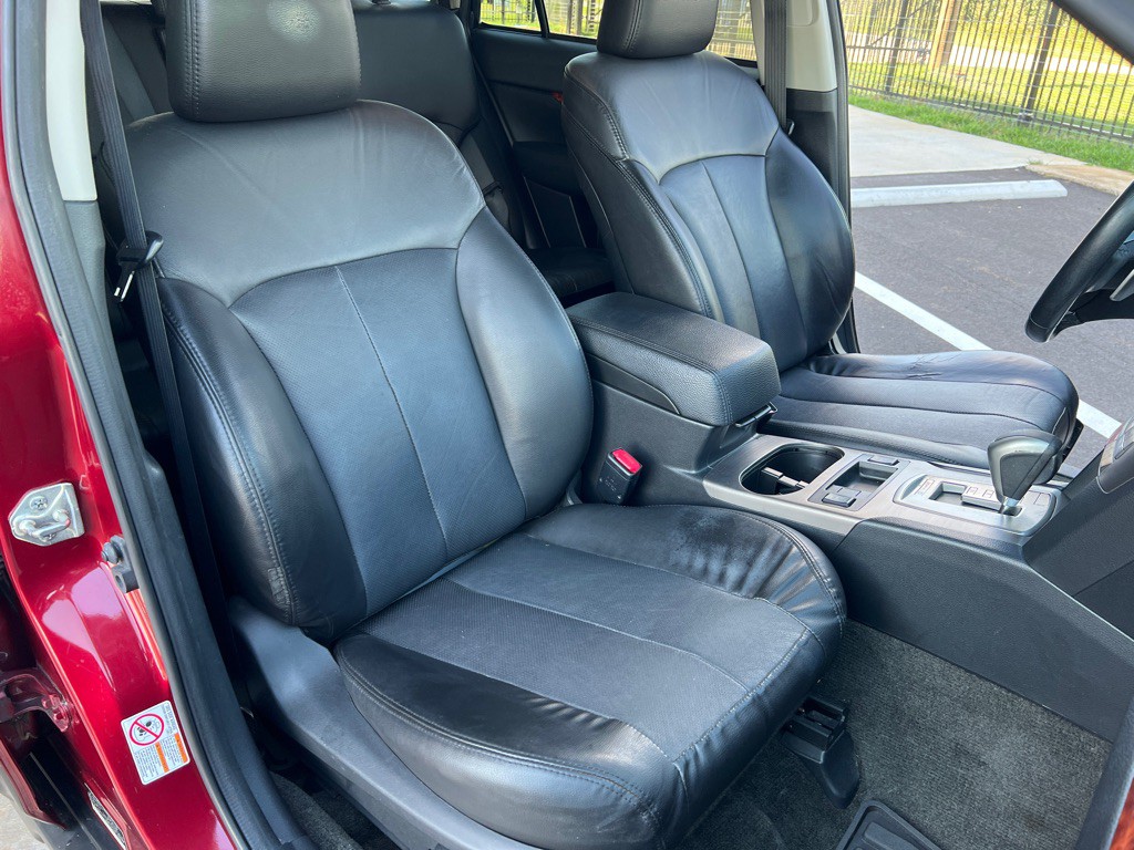 2012 Subaru Outback Image 22